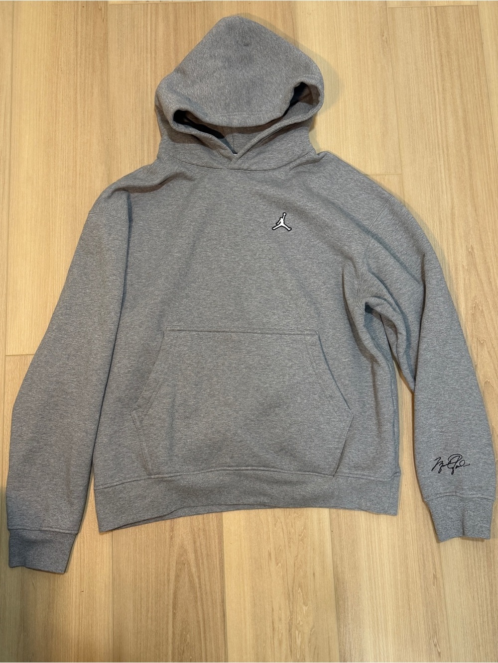 Jordan Essentials Fleece Pullover Hoodie—Size Large